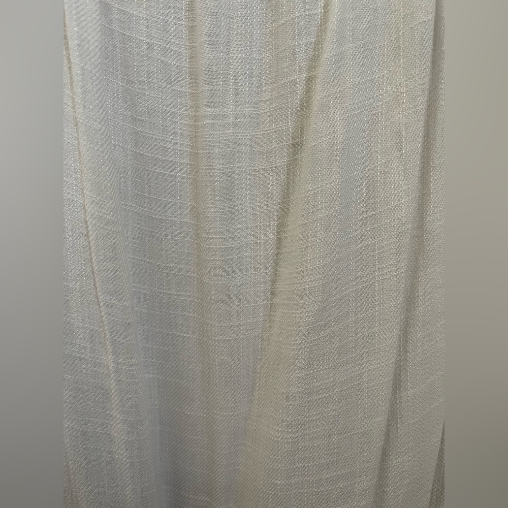 Beautiful Mid Dress Tri-Color. - Picture 3 of 10
